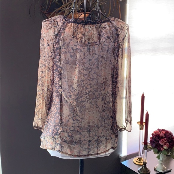 3 for $40 American eagle sheer peasant top - Picture 4 of 4